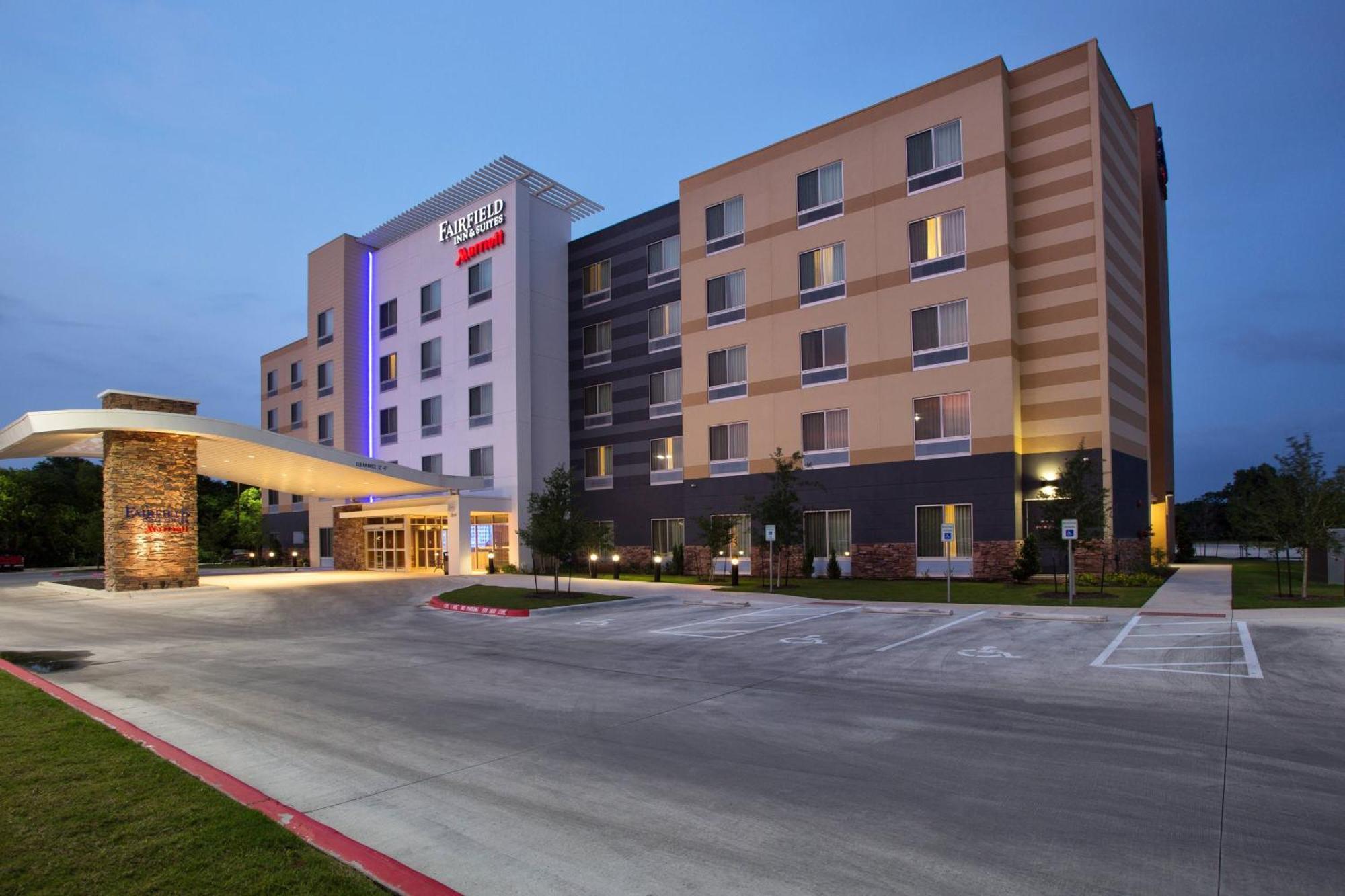 Fairfield Inn & Suites By Marriott Austin San Marcos Ngoại thất bức ảnh